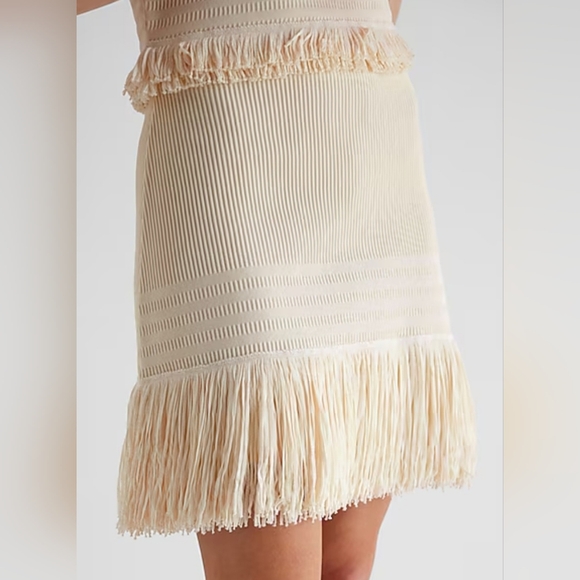 Express Elegant Luxe Ribbed Fringe Set Top+Skirt Stretch Cream Medium New - Picture 9 of 16